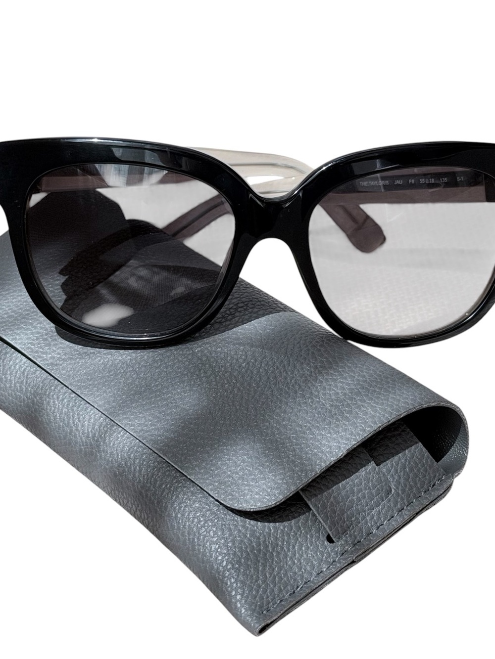 Bobbi Brown Black Cat-Eye Sunglasses with Gray Case